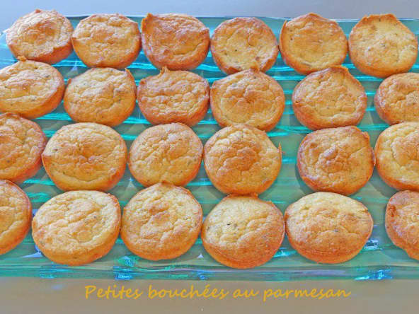 Petites bouchées apéritives au parmesan