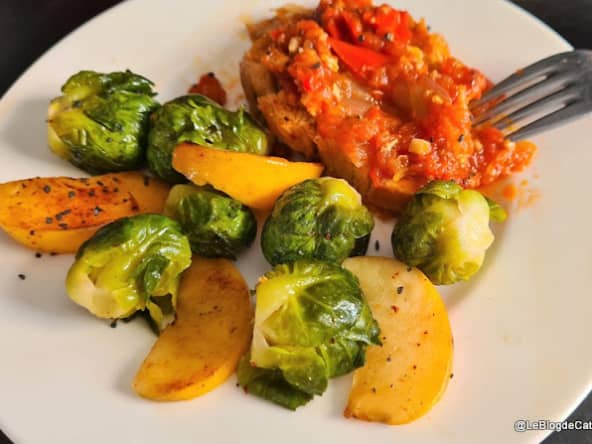 Poêlée de choux de Bruxelles au pomme