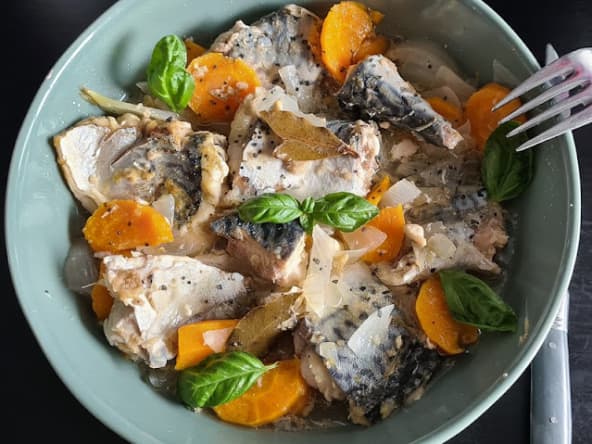 Maquereau à la sauce aigre-douce d'après une recette sicilienne