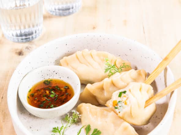 Gyozas de noix de saint-jacques de la baie de Saint-Brieuc et agrume cumbava