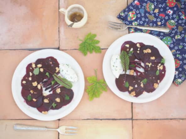 Salade betterave et fromage de chèvre frais au miel