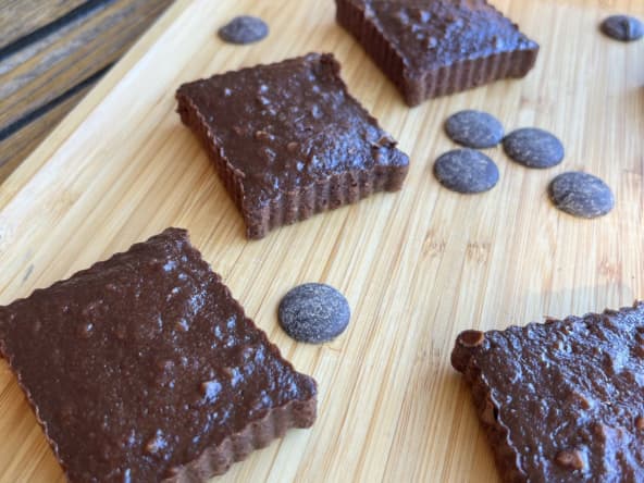 Fondants chocolat, compote de pommes et noix