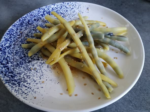 Haricots verts, vinaigrette au wasabi japonais