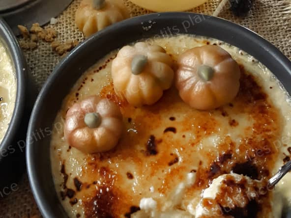 Crèmes brûlées à la courge butternut pour Halloween