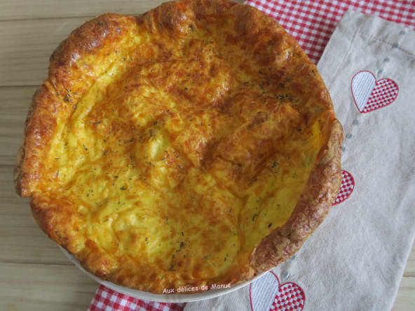 Quiche sans pâte à la poitrine fumée et fromage mozzarella