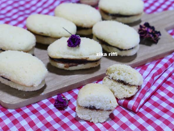 Petits fours au sucre et au chocolat ou caramel façon langues-de-chat