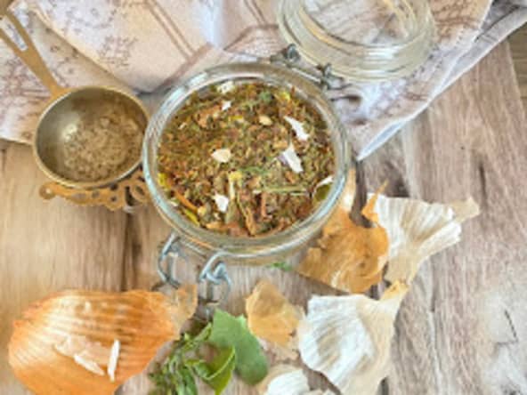 Préparer un bouillon de légumes déshydratés à partir d'épluchures