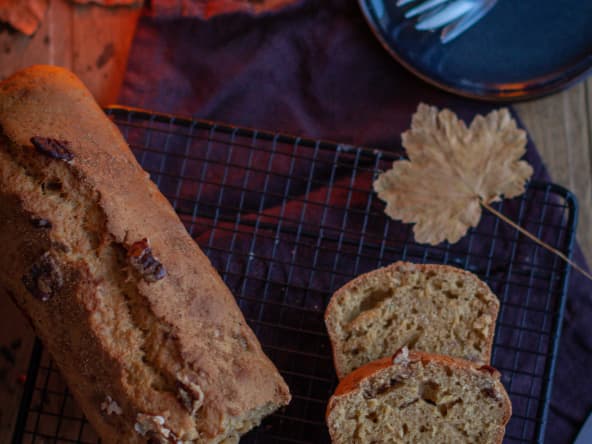 Pumpkin bread au sirop d'érable, épices et noix de pécan vegan