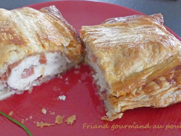 Friand gourmand au poulet, mozzarella et jambon cru