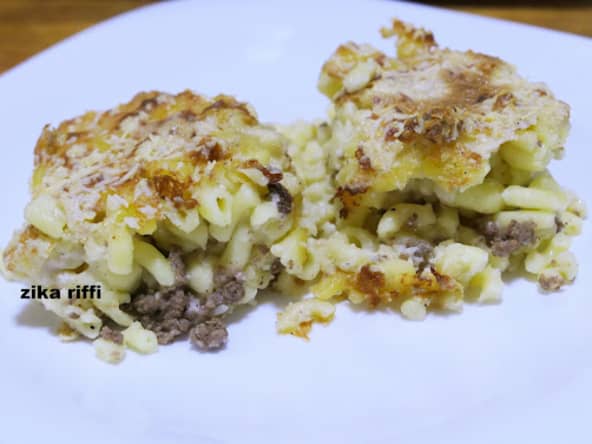 Gratin de coquillettes à la viande hachée et sauce béchamel au gruyère