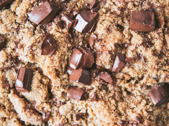 Crumble de pomme, poire, chocolat et cannelle