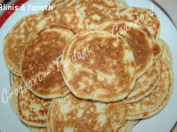 Blinis à l'aneth pour accompagner une entrée de fête
