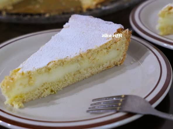 Torta della nonna ou gâteau grand-mère italien
