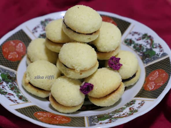 Biscuits pur beurre, fondants au sucre et au chocolat pour un soir de fête