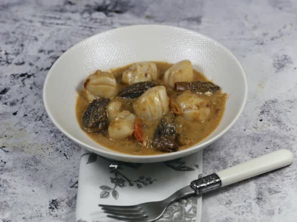 Blanquette de noix de Saint-Jacques aux morilles