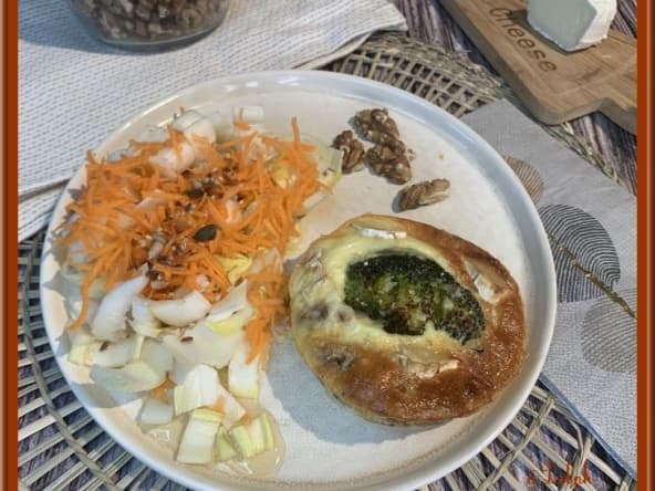 Clafoutis aux champignons, brocoli, noix et fromage de chèvre