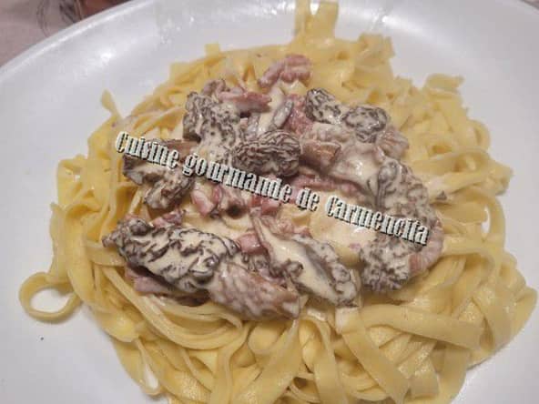 Pâtes tagliatelles aux morilles fraîches