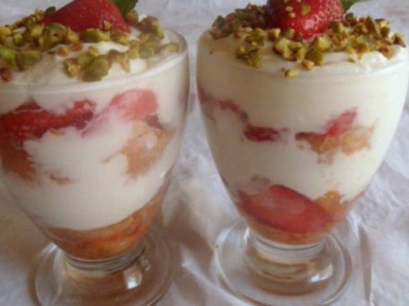 Délice de fraises aux petits suisses et Cointreau