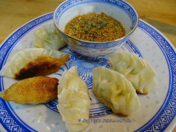 Gyoza au poulet et sauce à gyoza