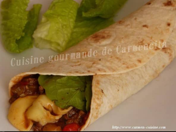 Fajitas à l'aubergine sauce salsa