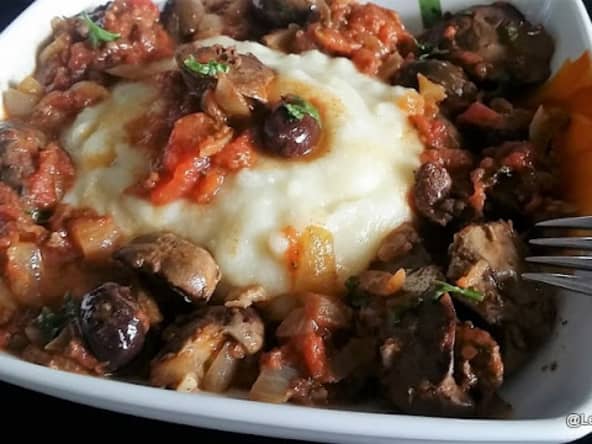 Foies de volaille aux oignons et olives keto, ig bas, low carb