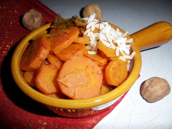 Mijoté de carottes aux limoo (citron noir séché d'Iran)