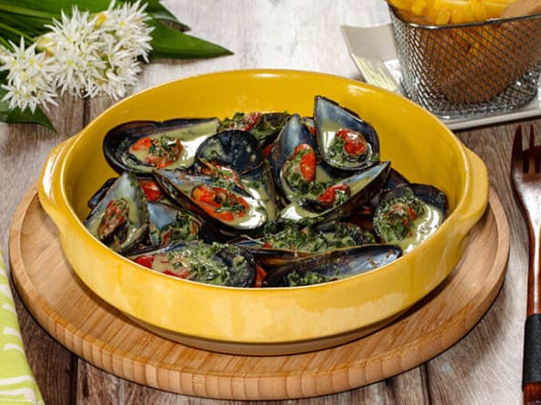 Délicieuse moules à la crème d'ail des ours