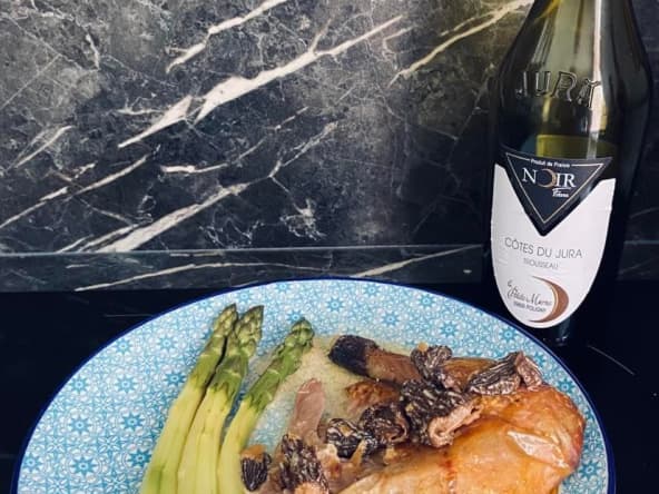 Pintade, sauce crémée aux morilles