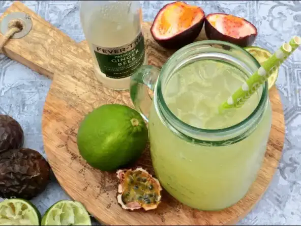 Mocktail Joséphine à la ginger beer, au citron vert et fruit de la passion