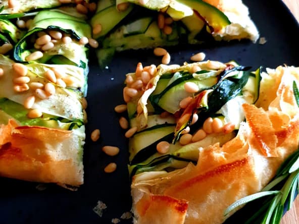 Tarte rustique express aux feuilles de brick courgettes et brousse