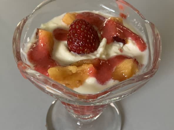 Ma recette de verrines fraîches aux fraises et brugnons