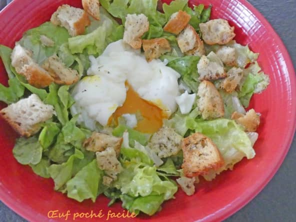 Comment préparer un œuf poché facilement.