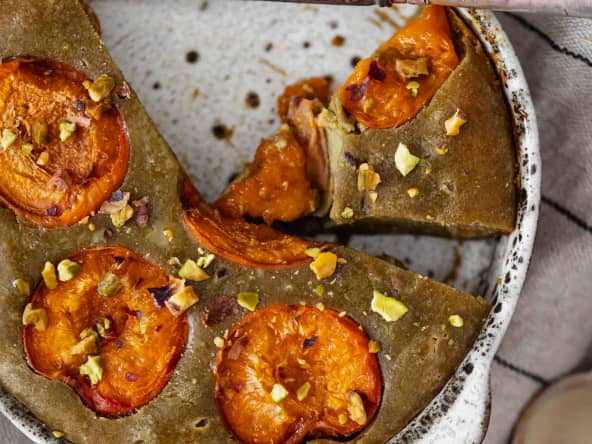 Clafoutis sans lactose abricot et pistache