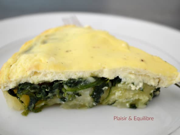 Gâteau albanais de pommes de terre, épinards et ricotta