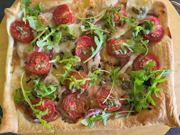 Tarte rectangulaire aux rougets : une recette Grand Frais