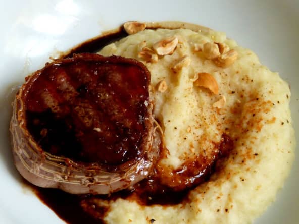 Pavé de boeuf, sauce café et purée de céleri à la fève tonka