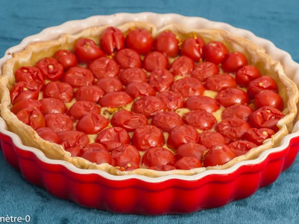 Tarte salée tomates cerises à la moutarde et à l’emmental