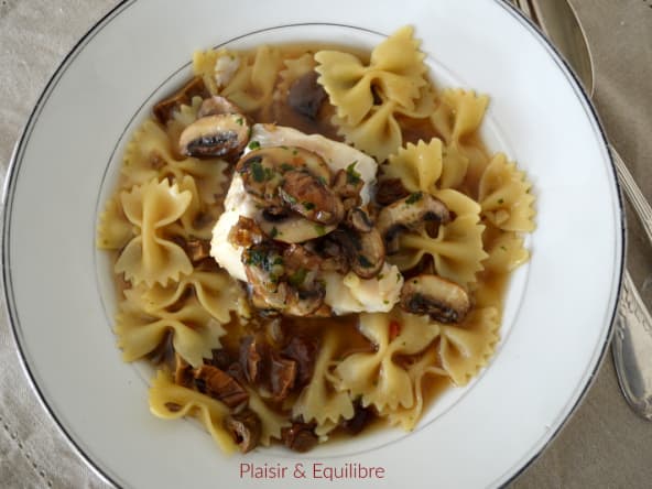 Poisson : cabillaud au bouillon de champignons
