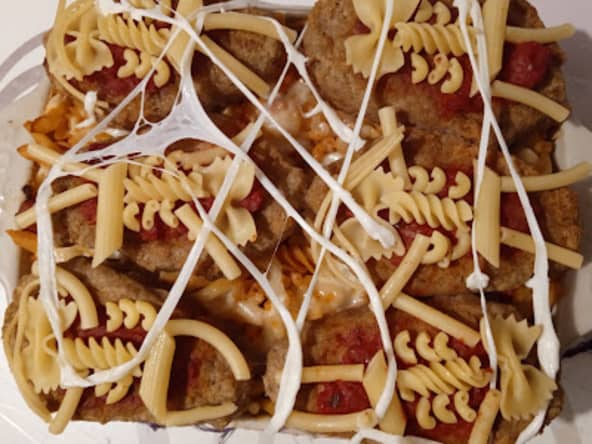 Le gratin de pâtes mélangées d'Halloween