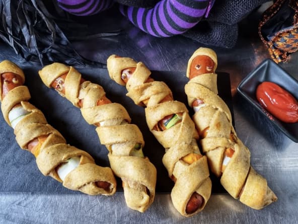 Roulés de saucisses de Francfort aux légumes alias les saucisses momies d’Halloween (au Companion ou non)