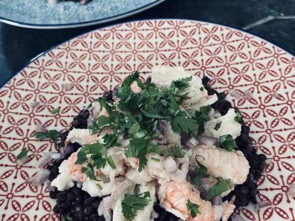 Entrée : salade de lentilles aux langoustines