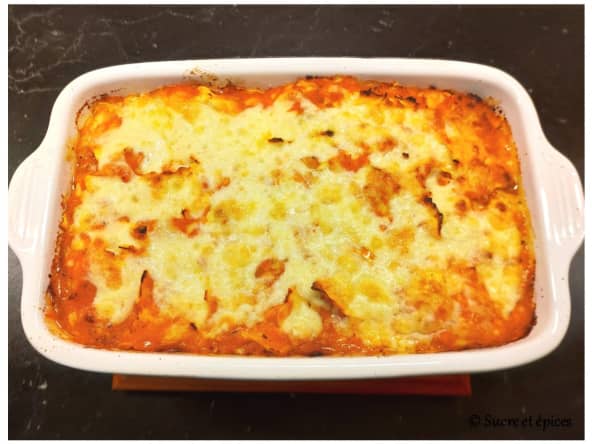 Gratin de pâtes tortellini à la tomme en sauce tomates