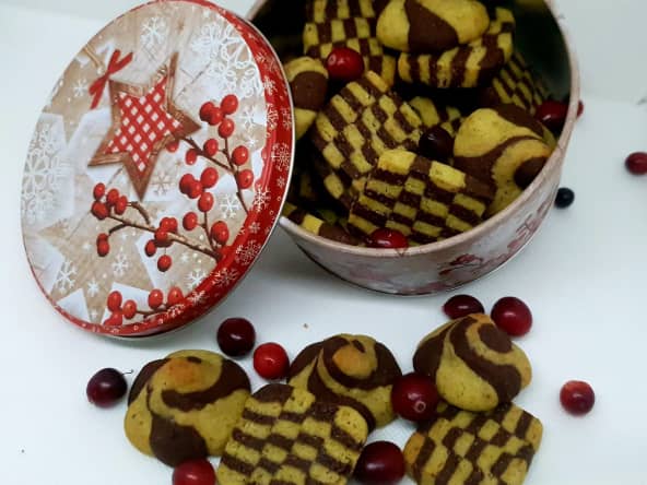 Biscuits damiers à la pistache et au chocolat