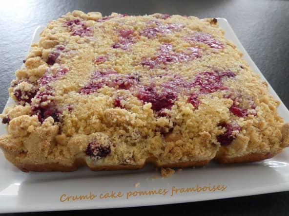 Crumb cake pommes framboises croquant et moelleux