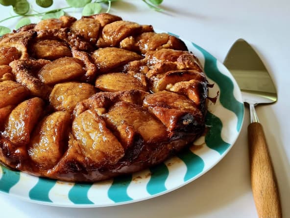 Moelleux aux pommes caramélisées, épicées à la cannelle et au gingembre, d'après le Chef Cyril Lignac