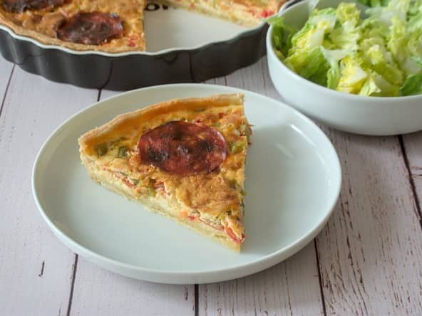 Une tarte aux poivrons et chorizo toute simple qui ravira vos papilles