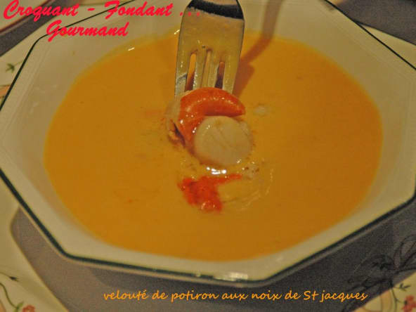 Velouté de potiron aux noix de St jacques pour une entrée de fête