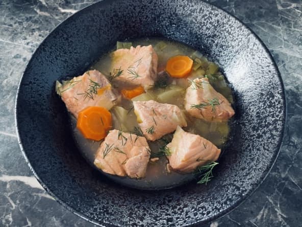 Connaissez-vous le lohikeitto ? Une soupe de saumon finlandaise