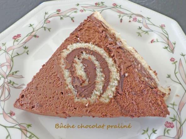 Bûche de noël chocolat praliné
