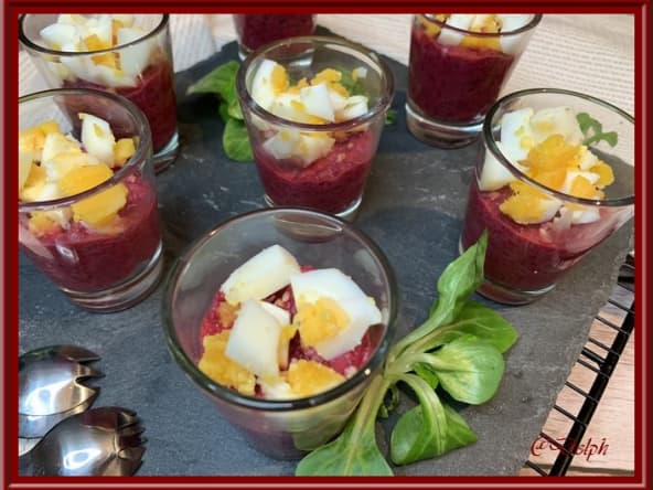 Verrine apéritives de betteraves rouges